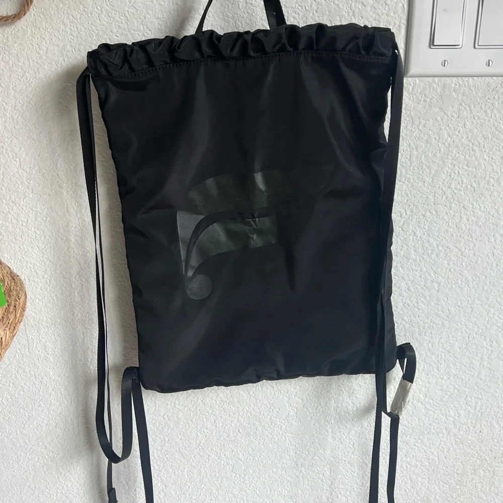 Fabletics draw string bag - Picture 1 of 3